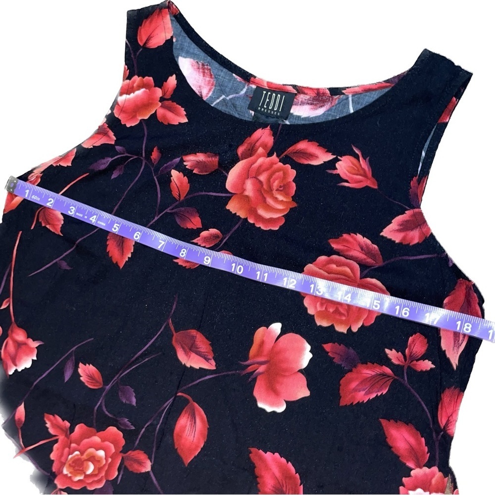 TEDDI Dresses Size 10 BLACK with Red Floral pattern Preloved - Picture 4 of 7